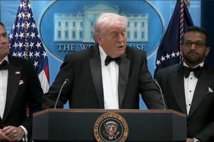 Trump menegaskan penembakan tidak terkait perang Iran dan tidak akan menghentikan ambisinya.