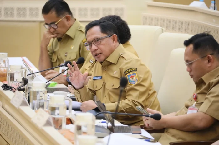 Kemendagri percepat program perumahan perbatasan dengan target 15.000 RTLH demi kesejahteraan dan penguatan nasionalisme warga.