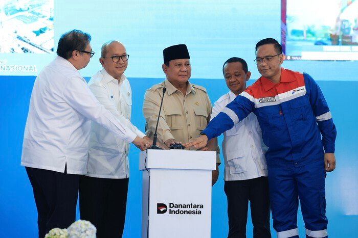 Hilirisasi Rp116 Triliun Dimulai, Ini Rincian 13 Proyek yang Diresmikan Presiden Prabowo 2 Hilirisasi Rp116 Triliun Dimulai, Ini Rincian 13 Proyek yang Diresmikan Presiden Prabowo