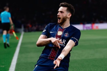 Kvaratskhelia dan Doue jadi kunci kemenangan PSG atas Liverpool di leg pertama perempat final Liga Champions 2025/2026.