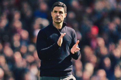 Skuad Arsenal bersiap menghadapi Sporting CP di Emirates Stadium dengan bayang-bayang aturan kartu kuning UEFA yang mengancam beberapa pemain kunci.