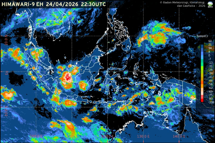 Prakiraan cuaca Indonesia 25 April 2026 menunjukkan dominasi hujan ringan hingga petir di berbagai ibu kota provinsi.