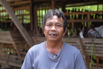 Perjuangan Agus di dapur MBG Ngawi menjadi potret nyata keteguhan menghadapi keterbatasan demi keluarga.