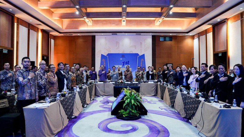 Menteri Hukum Dorong Standarisasi Global Pengelolaan Royalti Musik dan Lagu 2 Menteri Hukum Dorong Standarisasi Global Pengelolaan Royalti Musik dan Lagu