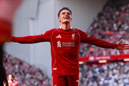 Liverpool menjaga momentum kemenangan usai menundukkan Crystal Palace 3-1 dalam lanjutan Liga Inggris di Anfield.