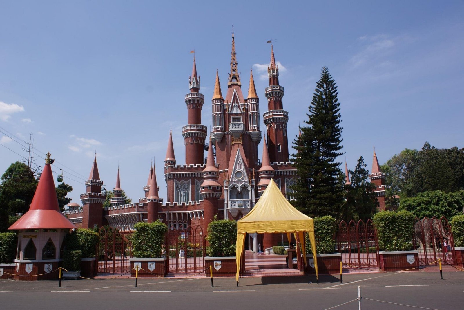 Lokasi Perayaan Lebaran Betawi 2026 di Jakarta, Catat Tempatnya! 5 Taman Mini Indonesia Indah