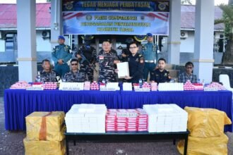 TNI AL Gagalkan Penyelundupan 1.832 Kosmetik Ilegal dari Negeri Jiran