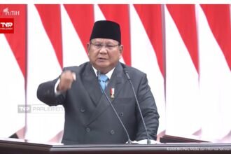 Prabowo Heran Ekonomi Tumbuh, Kemiskinan dan Kelas Menengah Justru Memburuk