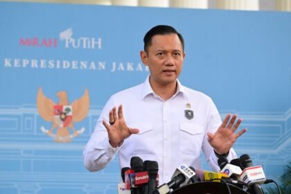 Presiden Prabowo Tunjuk AHY Pimpin Komite Kereta Cepat