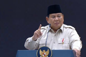 Geram di May Day, Prabowo: Tak Rela Pejabat Bersekongkol dengan Pengusaha Serakah & Brengsek