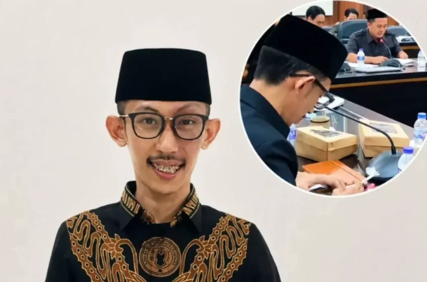 Gerindra Sidang Etik Legislator Jember yang Viral Merokok & Main Game