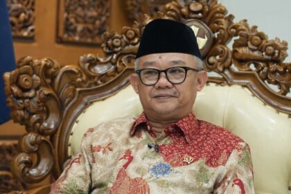 Kemendikdasmen Wajibkan Bahasa Inggris untuk Siswa SD
