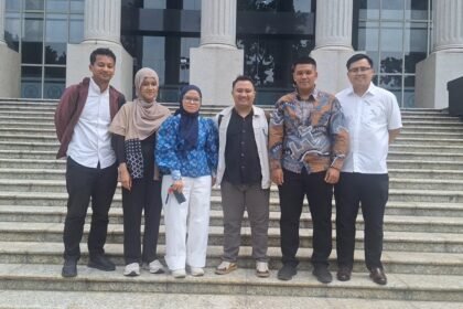 Keluarga Korban Dugaan Kekerasan Militer Serahkan Kesimpulan Uji UU Peradilan Militer ke MK