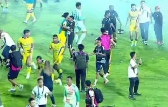 Manajemen Persib Pastikan Seluruh Tim Aman Usai Kericuhan di Parepare