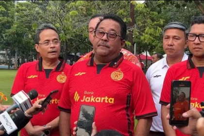 Si Doel Soroti Rivalitas Persija-Persib, Saatnya Akhiri Permusuhan Suporter