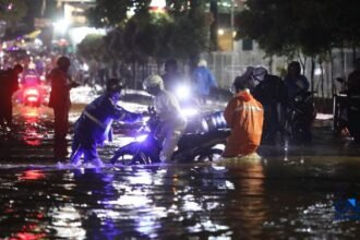 Update Banjir Jakarta Sore Ini: Jalan Swadarma dan Ciledug Raya Tergenang, Ketinggian Capai 70 Cm