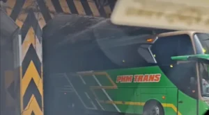 Terungkap Alasan 3 Bus Terjepit Massal di Tanah Abang : Maksa Lewat Walau Nggak Muat