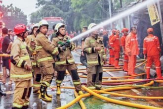 Besok Hari Pemadam Kebakaran Internasional, Yuk Beri Penghormatan Untuk Prajurit Penakluk Api