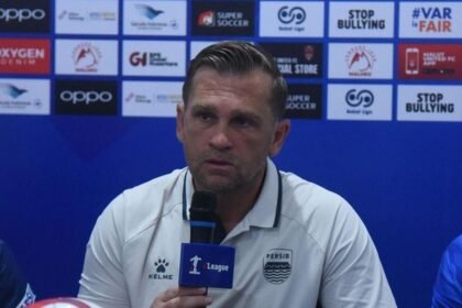 Resmi! Persib Bandung Tunjuk Asisten Pelatih Igor Tolic Sebagai Pelatih Kepala Baru