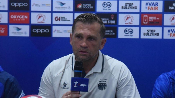 Resmi! Persib Bandung Tunjuk Asisten Pelatih Igor Tolic Sebagai Pelatih Kepala Baru