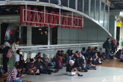 Banjir Surut dan Listrik Pulih, KRL Lintas Rangkasbitung Kembali Beroperasi di Dua Jalur