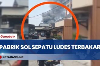 Pabrik Sol Sepatu di Bandung Ludes Terbakar, Diduga Akibat Korsleting Listrik