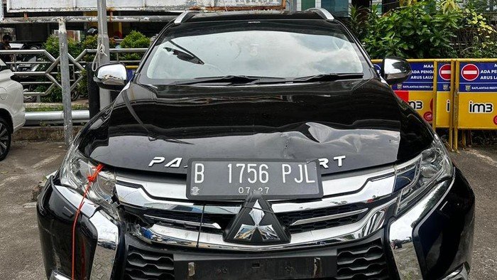 Pelaku Tabrak Lari Pedagang Gerobak Berhasil Diringkus, Pajero Penyok Jadi Barang Bukti