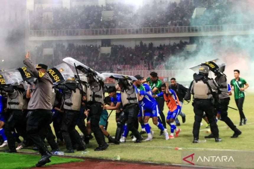 Kata PSSI Soal Ricuh Laga Persipura : "Kita Sedang Dimonitor FIFA, Insiden Ini Tidak Boleh Terjadi"