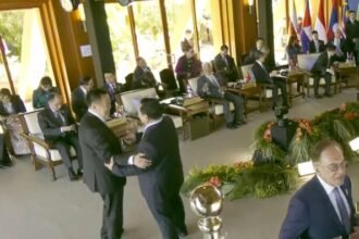 Akrab Banget, Momen Hangat Presiden Prabowo Tertawa Bersama PM Thailand