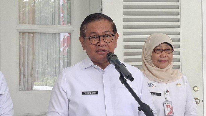 Kartu Transportasi Gratis Jakarta Malah Dijual Bebas di X, Pramono Anung Minta Ditindak Tegas