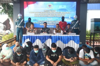 TNI AL Gagalkan Penyelundupan 14 PMI Ilegal, Tekong Positif Narkoba
