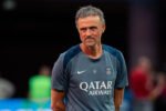 Duel PSG vs Arsenal di final Liga Champions 2025-2026 dipastikan berlangsung sengit tanpa tim favorit, dengan perbedaan taktik tajam dan perjalanan kontras menuju Budapest.