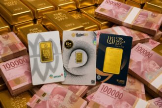 Harga emas Pegadaian Jumat pagi ini kompak naik untuk Antam, UBS, dan Galeri24. Cek rincian harga per gram dan analisis peluang investasinya sekarang.