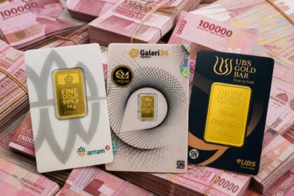 Harga emas Pegadaian terbaru meliputi UBS, Antam, dan Galeri24 pada 4 Mei 2026 tidak mengalami perubahan dengan rincian lengkap tiap ukuran.