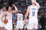 Oklahoma City Thunder unggul 3-2 atas San Antonio Spurs di Final Wilayah Barat setelah kemenangan 127-114, dengan Shai Gilgeous-Alexander menjadi motor utama kebangkitan tim.