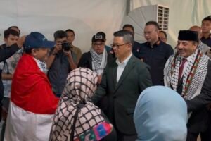Menlu Sugiono menyambut kepulangan sembilan WNI aktivis Gaza yang sebelumnya ditahan Israel saat menjalankan misi kemanusiaan menuju Palestina, sementara pemerintah Indonesia kembali mengecam tindakan Israel yang dianggap melanggar hukum internasional.