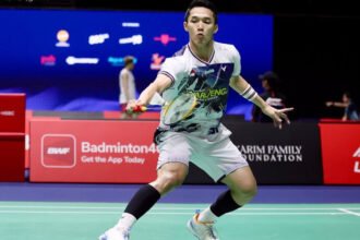 Jonatan Christie harus mengakhiri perjalanan lebih awal di Singapore Open 2026 usai kalah dramatis dari H.S. Prannoy dalam pertarungan tiga gim sengit di Singapore Indoor Stadium.