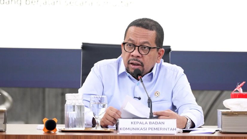 Pemerintah mempercepat penanganan TBC nasional melalui penguatan pengobatan, skrining kesehatan gratis, hingga program rehabilitasi ribuan rumah pasien di wilayah prioritas.