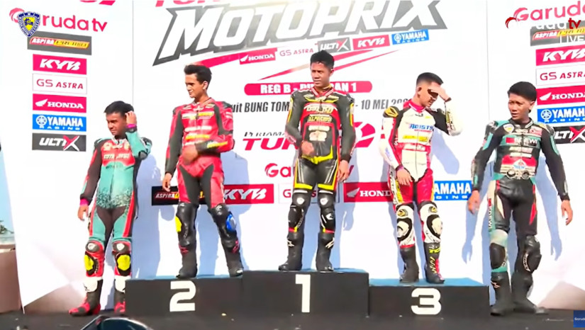 Tommy Salim tampil dominan dan tak terbendung di Motoprix 2026 Region B Putaran 12 kelas Bebek 2T 116cc Jatim Open.