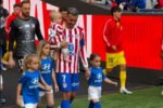 Griezmann pamit dari Atlético dengan air mata, pengakuan kesalahan, dan cinta abadi dari fans Metropolitano.