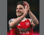 Declan Rice menyebut Bukayo Saka sebagai pemain terbaik yang pernah menjadi rekan setimnya di Arsenal usai The Gunners memastikan gelar Liga Inggris 2026.
