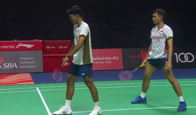 Fajar/Fikri tampil tanpa cela dan melaju ke perempat final Singapore Open 2026 usai menaklukkan juara Malaysia Masters dalam dua gim langsung.