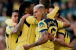 Tottenham bangkit dari zona degradasi usai kemenangan krusial atas Aston Villa di laga sengit Premier League.