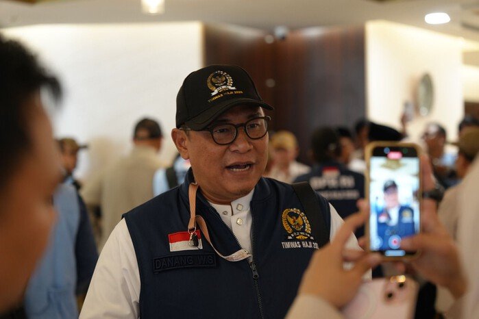 Puncak haji 2026 sukses dilewati, DPR beri apresiasi namun ingatkan layanan jamaah harus tetap maksimal hingga pemulangan.