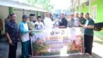 Pemanfaatan eco enzim dalam proses kurban di Medan menjadi inovasi ramah lingkungan yang efektif menjaga kebersihan, mengurangi bau, dan mengedukasi masyarakat tentang pentingnya ibadah berkelanjutan.