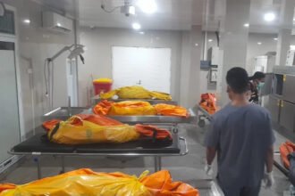 Kecelakaan maut Bus ALS dan truk tangki di Muratara menewaskan 16 orang, proses identifikasi korban masih berlangsung di RS Bhayangkara Palembang.