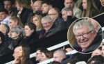 Legenda Manchester United, Sir Alex Ferguson, dilarikan ke rumah sakit saat pertandingan melawan Liverpool berlangsung, namun kondisi dilaporkan stabil dan tidak darurat.