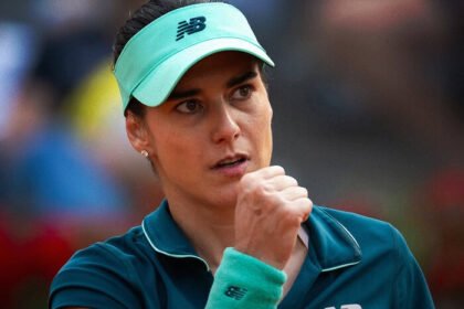 Comeback epik Cirstea guncang Roma, Sabalenka tumbang di tangan petenis veteran.