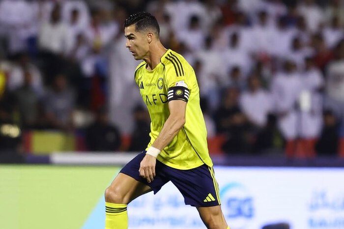 Cristiano Ronaldo kobarkan semangat juang Al Nassr meski kalah 3-1 dari Al Qadsiah di momen krusial Liga Pro Arab Saudi.