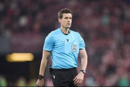 Wasit final Liga Champions 2026 resmi ditunjuk, Arsenal bertemu kembali dengan Daniel Siebert yang pernah memimpin laga kontroversial kontra Atletico Madrid.
